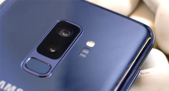 Камера и стереодинамики Samsung Galaxy S9