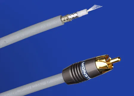 Оптический кабель, подключаемый в digital audio out, состоит из оболочки и сердцевины