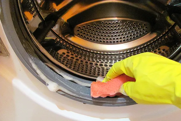 Как очистить стиральную машину от запаха, грязи и накипи