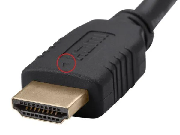 Разъем шнура HDMI