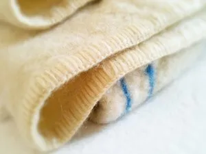 Как постирать шерстяное одеяло 