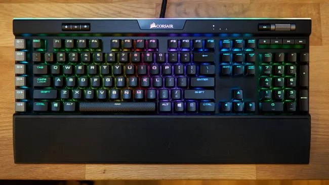 Игровая клавиатура - Corsair K95 RGB Platinum