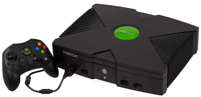 Xbox с самым первым громоздким геймпадом