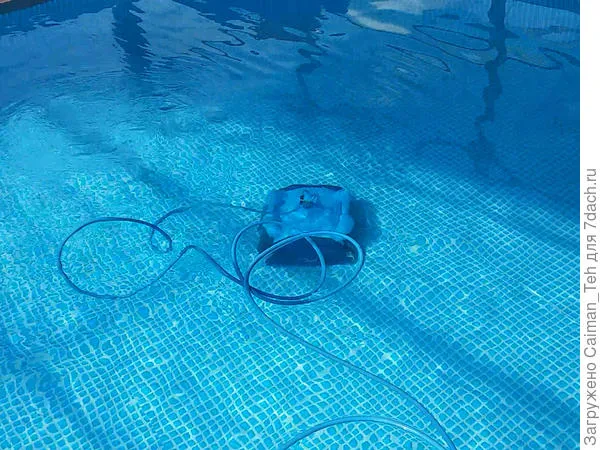 Проводной робот-пылесос для чистки бассейнов