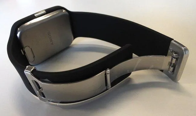 Обзор «умных часов» Sony Smartwatch 3